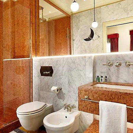 Floren Hotel