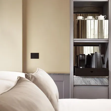 ホテル Floren Luxury 5*